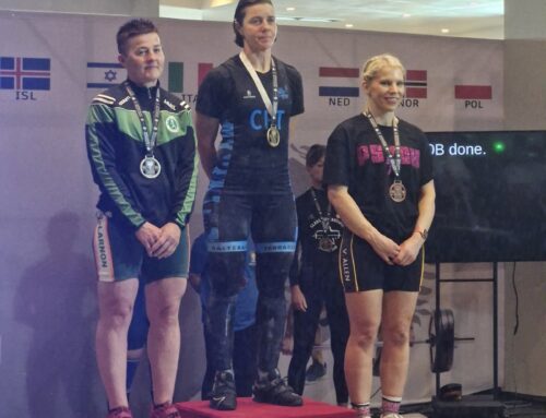 Elizabeth Rodrigues se lleva el oro y rompe récords en el Master Europeo de Halterofilia